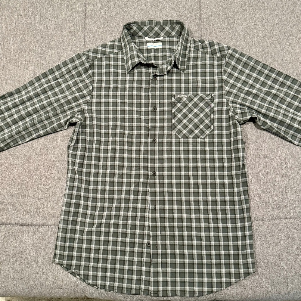 Columbia Men's Outdoor/Trail Breathable/Stretch Shirt